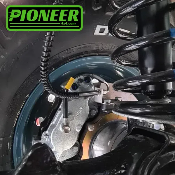Stainless braided caliper to flexi brake lines for Land Rover Defender