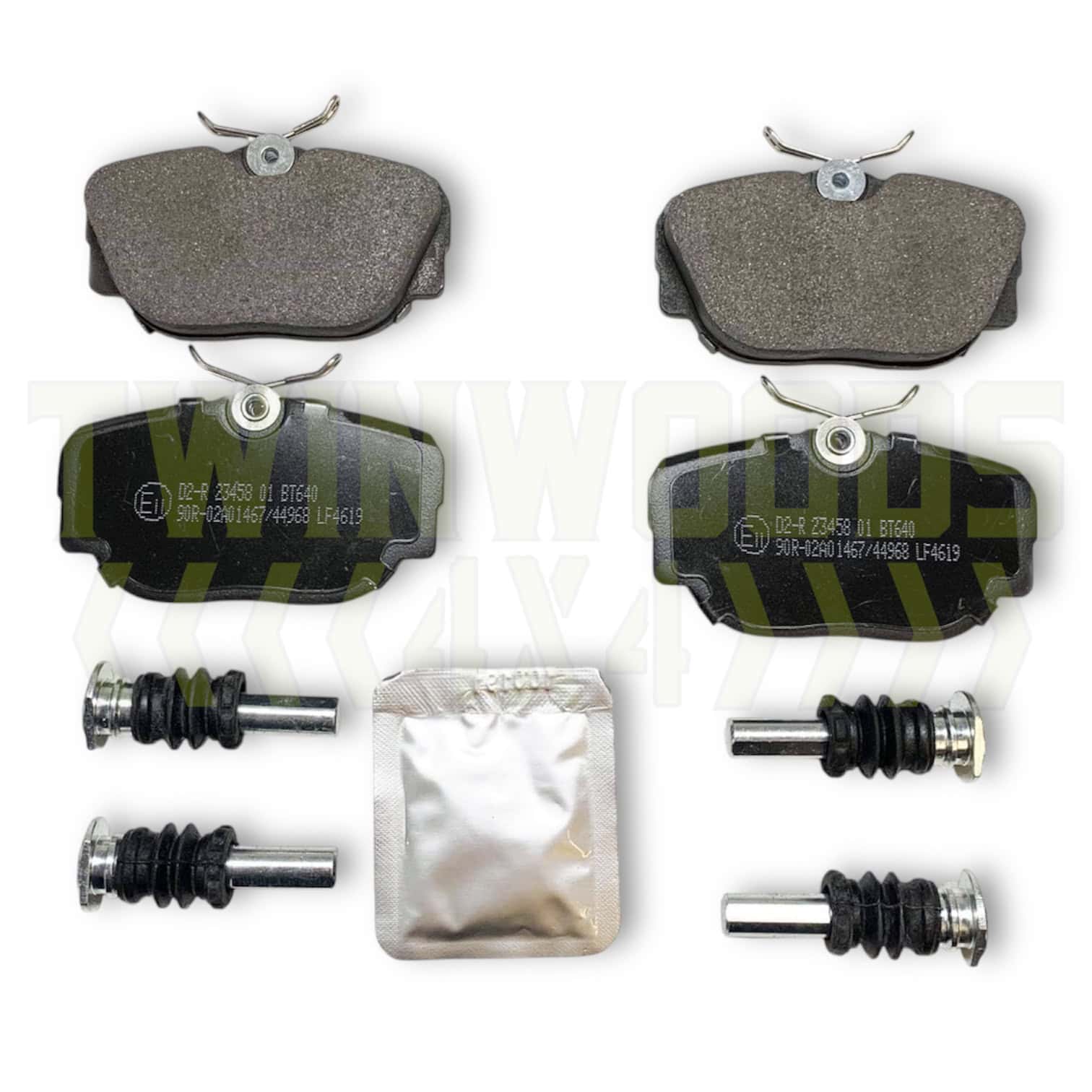 Brake pads for Discovery 2 POWERSpec rear brake upgrade kit with dimpled and grooved discs and pads