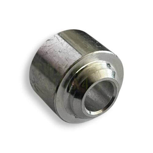 ERR6220 Td5 air conditioning idler pulley spacer