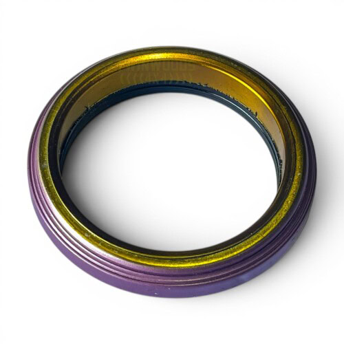 ERR7143 Defender Discovery 1 300TDI outer front crankshaft seal