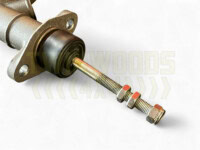 STC500100 Defender clutch master cylinder pushrod stainless locking nut kit. Replaces NT605042 and NY605042